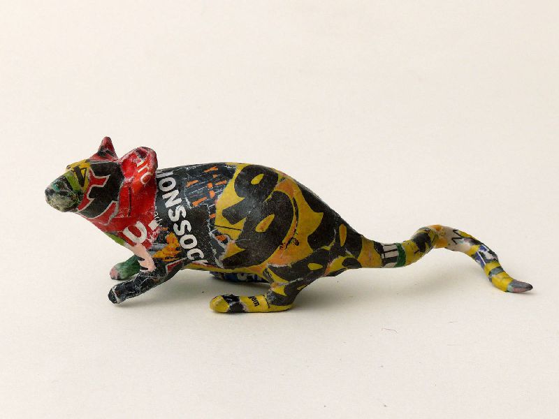 ratte figur plastik collage